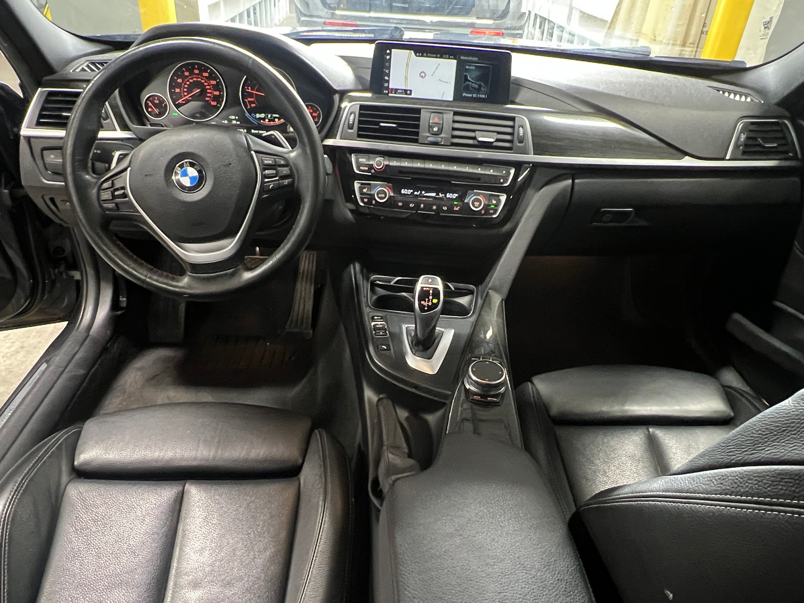 Thumbnail: 2018 BMW 3 Series - 2