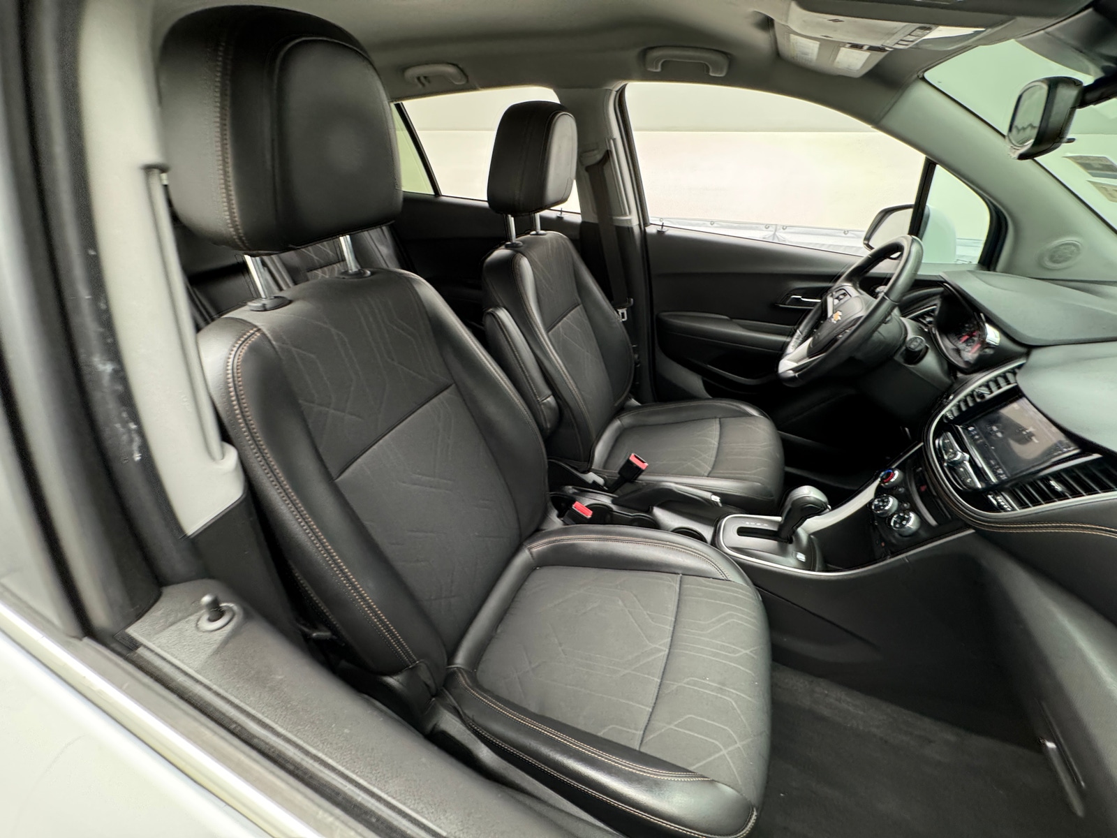 Thumbnail: 2018 Chevrolet Trax - 2