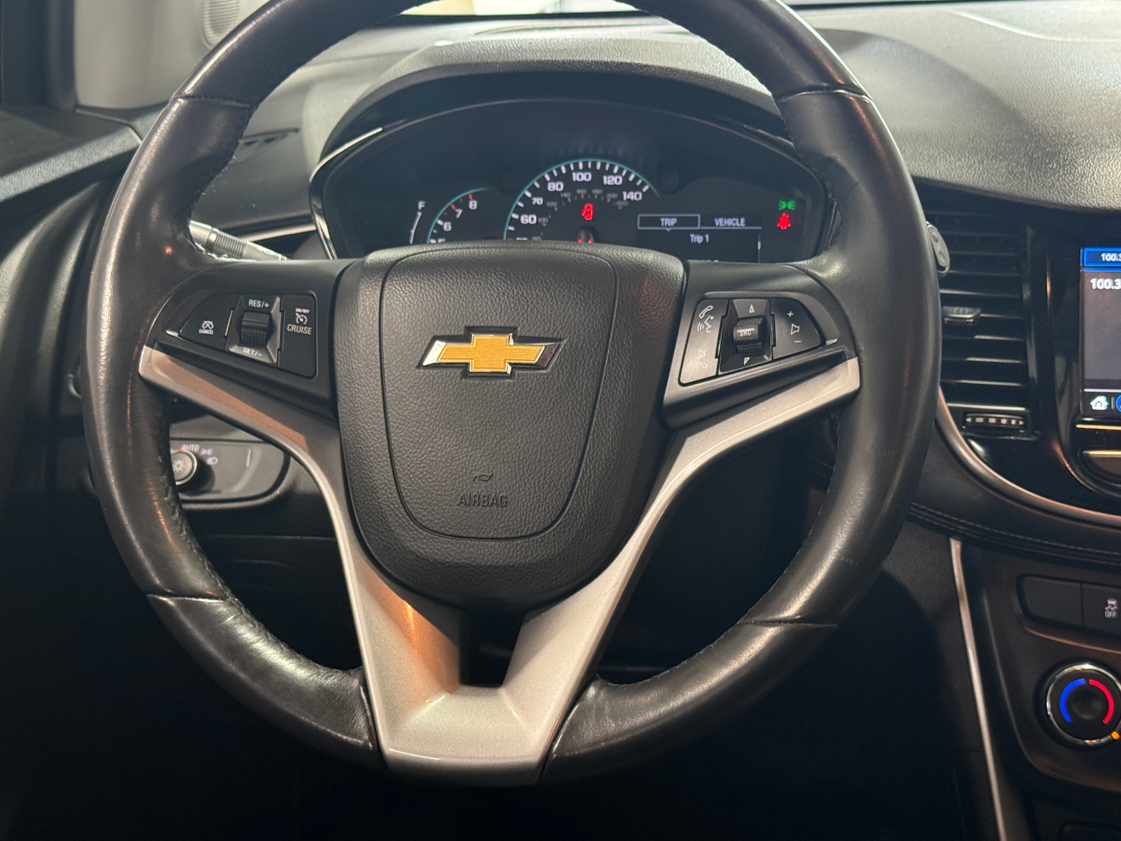 Thumbnail: 2018 Chevrolet Trax - 5