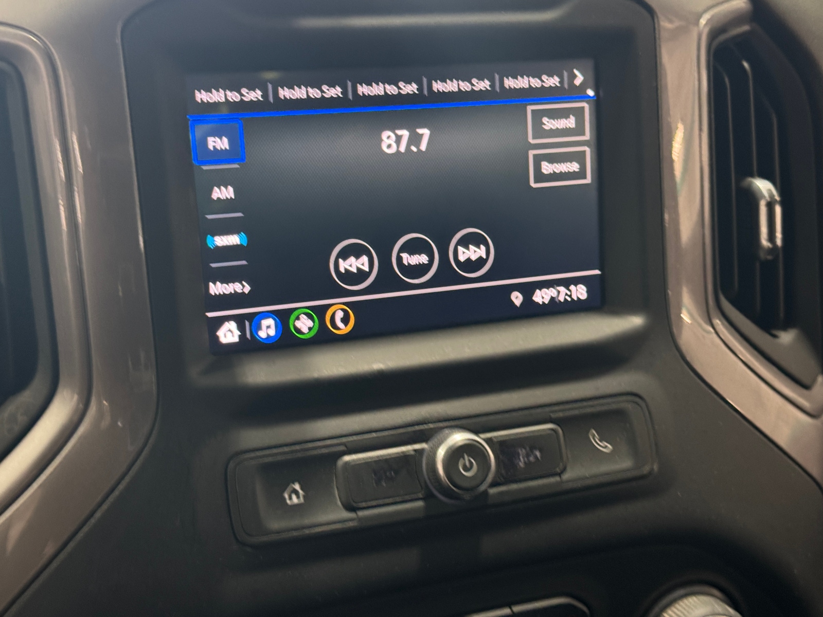 Thumbnail: 2020 Chevrolet Silverado 1500 - 4