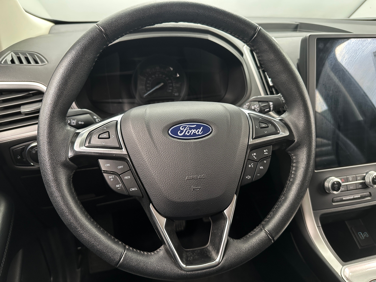 Thumbnail: 2024 Ford Edge - 4