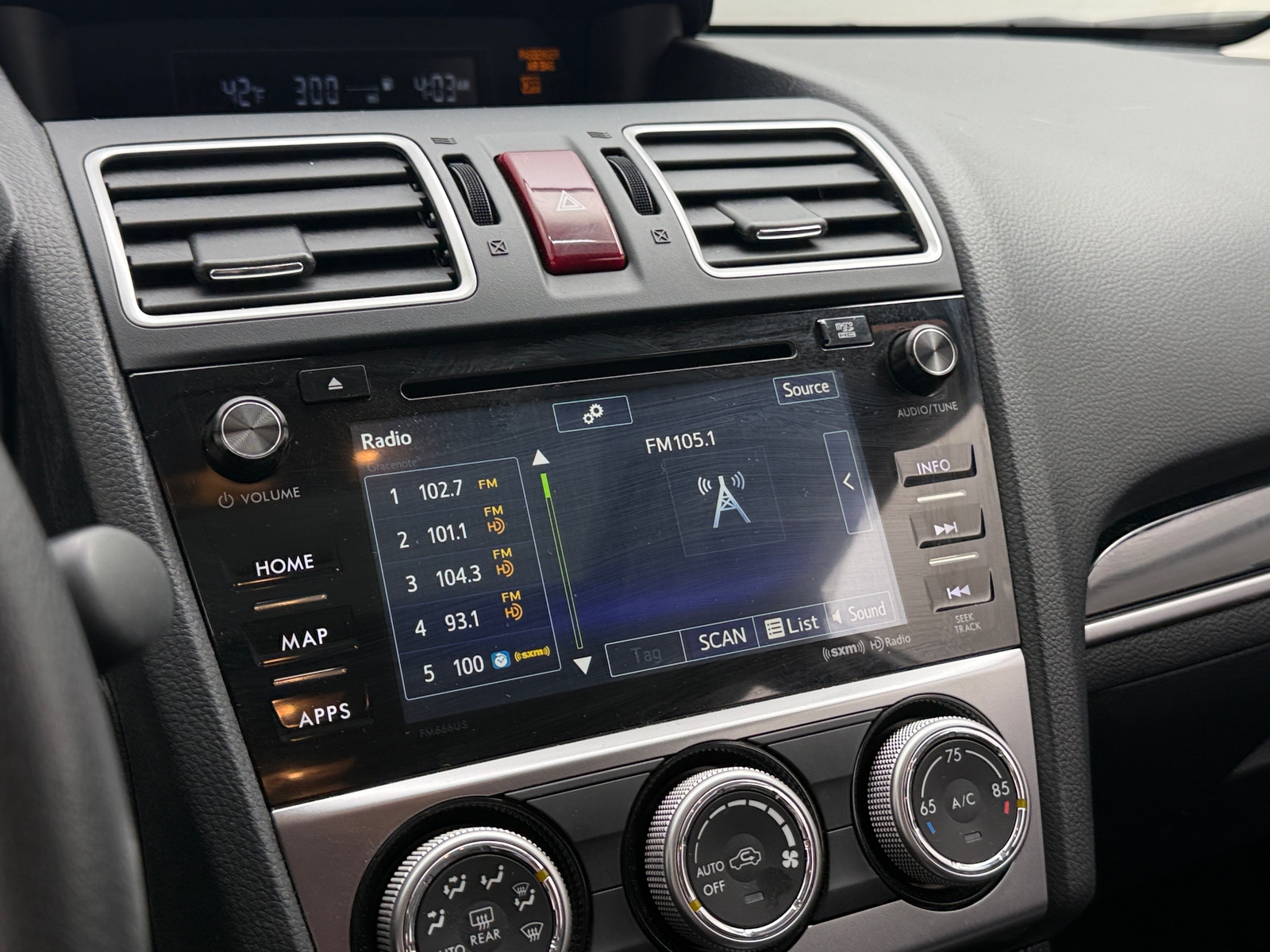 Thumbnail: 2017 Subaru Crosstrek - 3