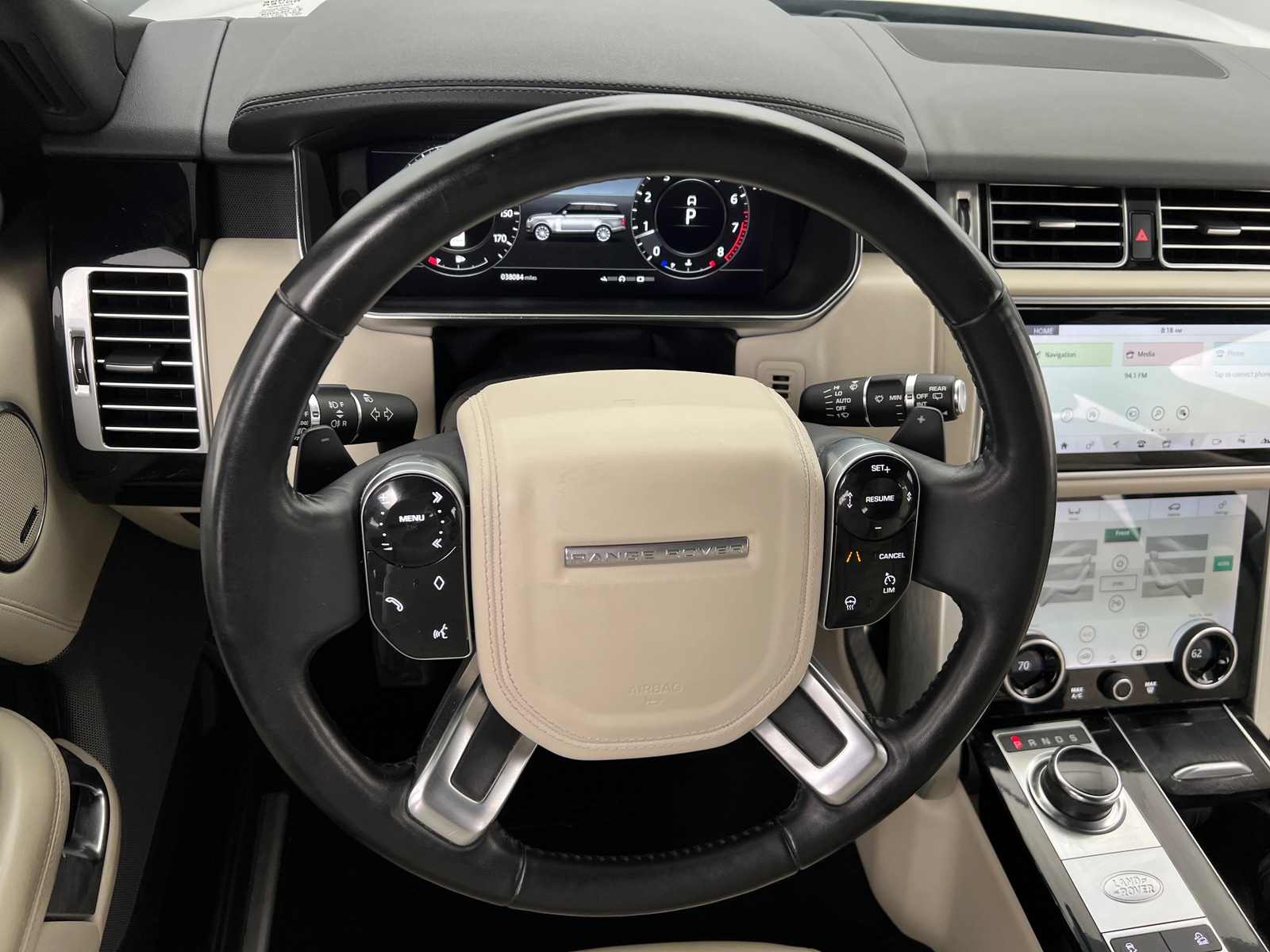 Thumbnail: 2019 Land Rover Range Rover - 4