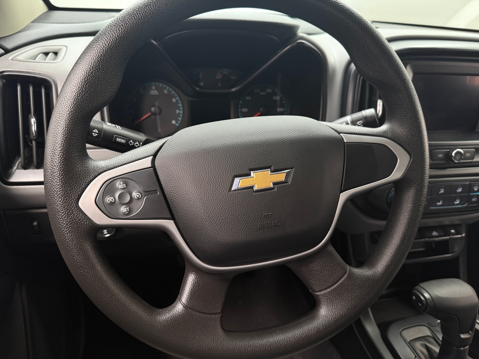 Thumbnail: 2021 Chevrolet Colorado - 4