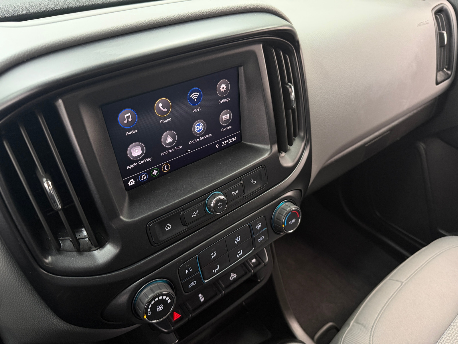 Thumbnail: 2021 Chevrolet Colorado - 3