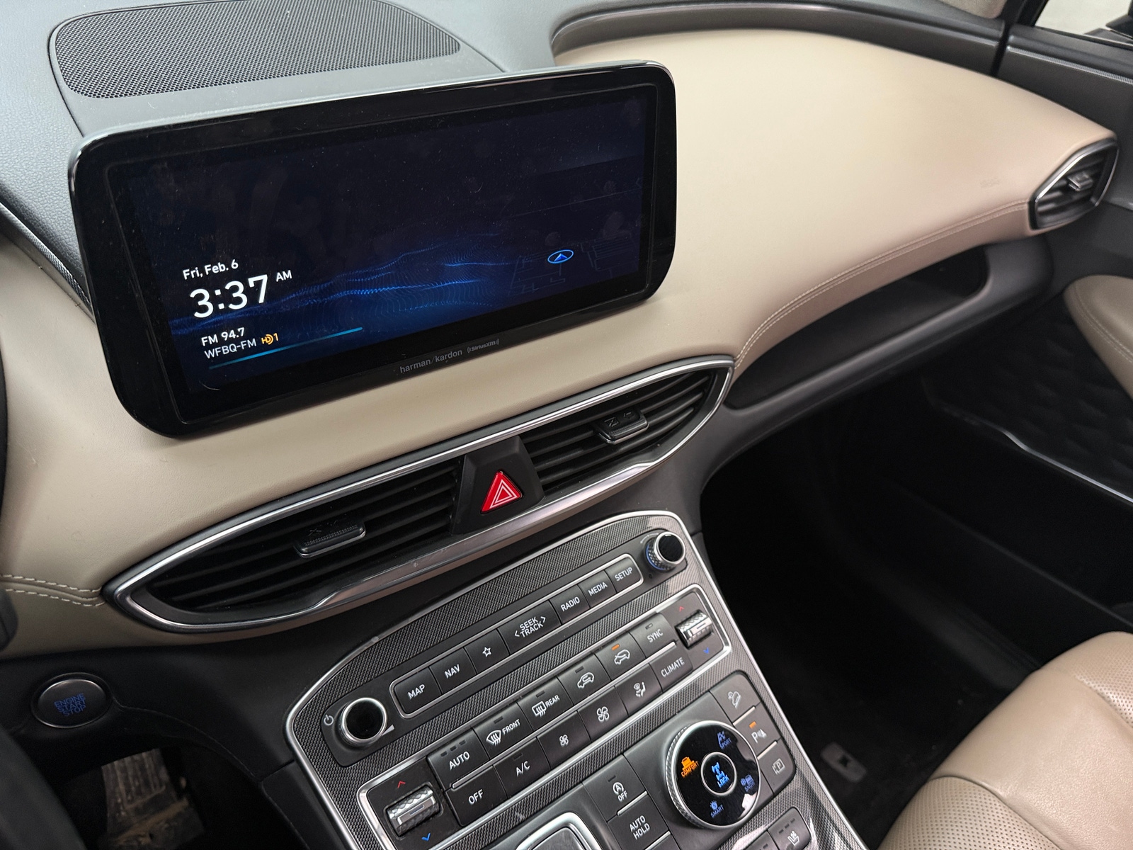 Thumbnail: 2022 Hyundai Santa Fe - 3