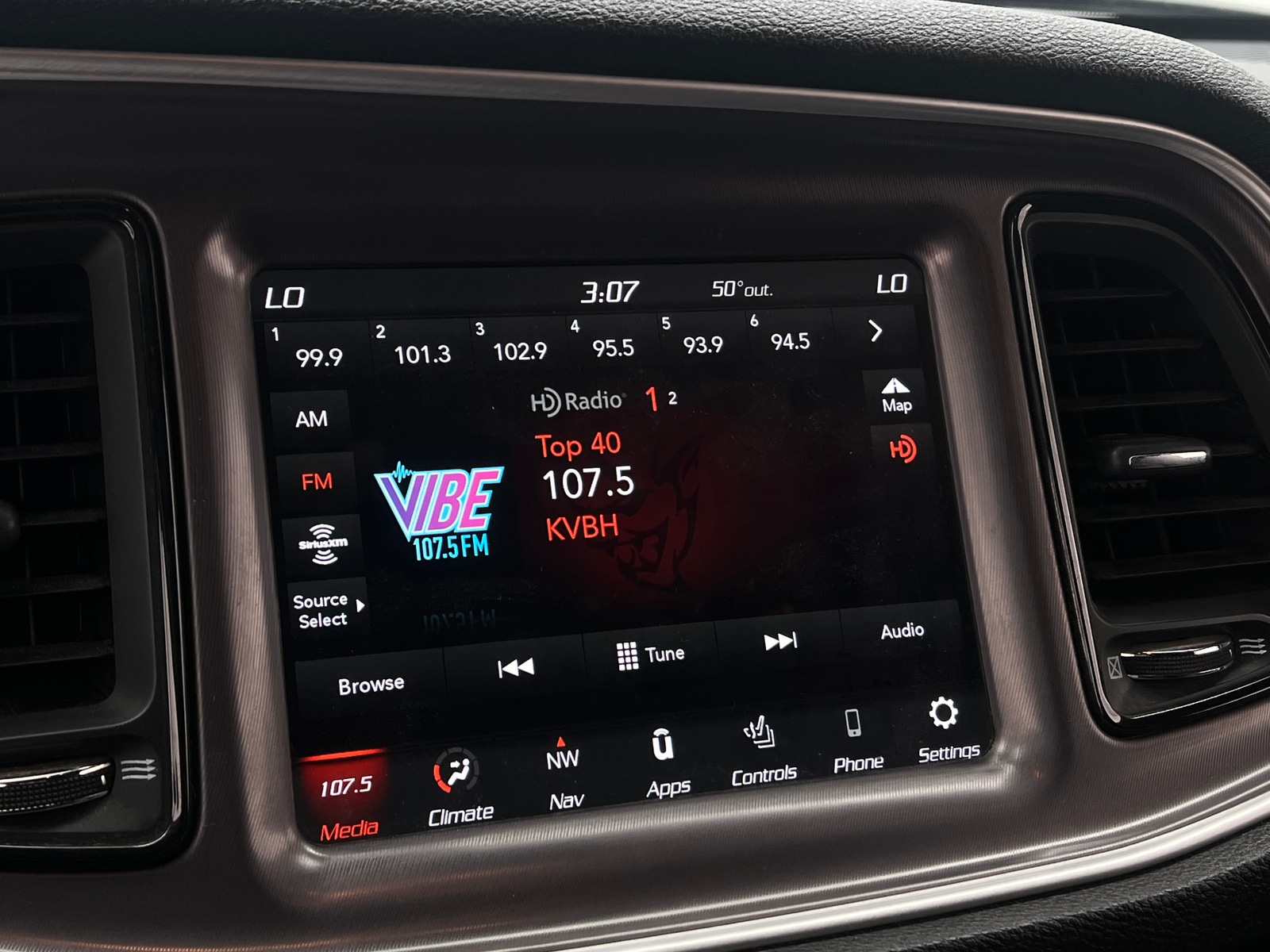 Thumbnail: 2021 Dodge Challenger - 3