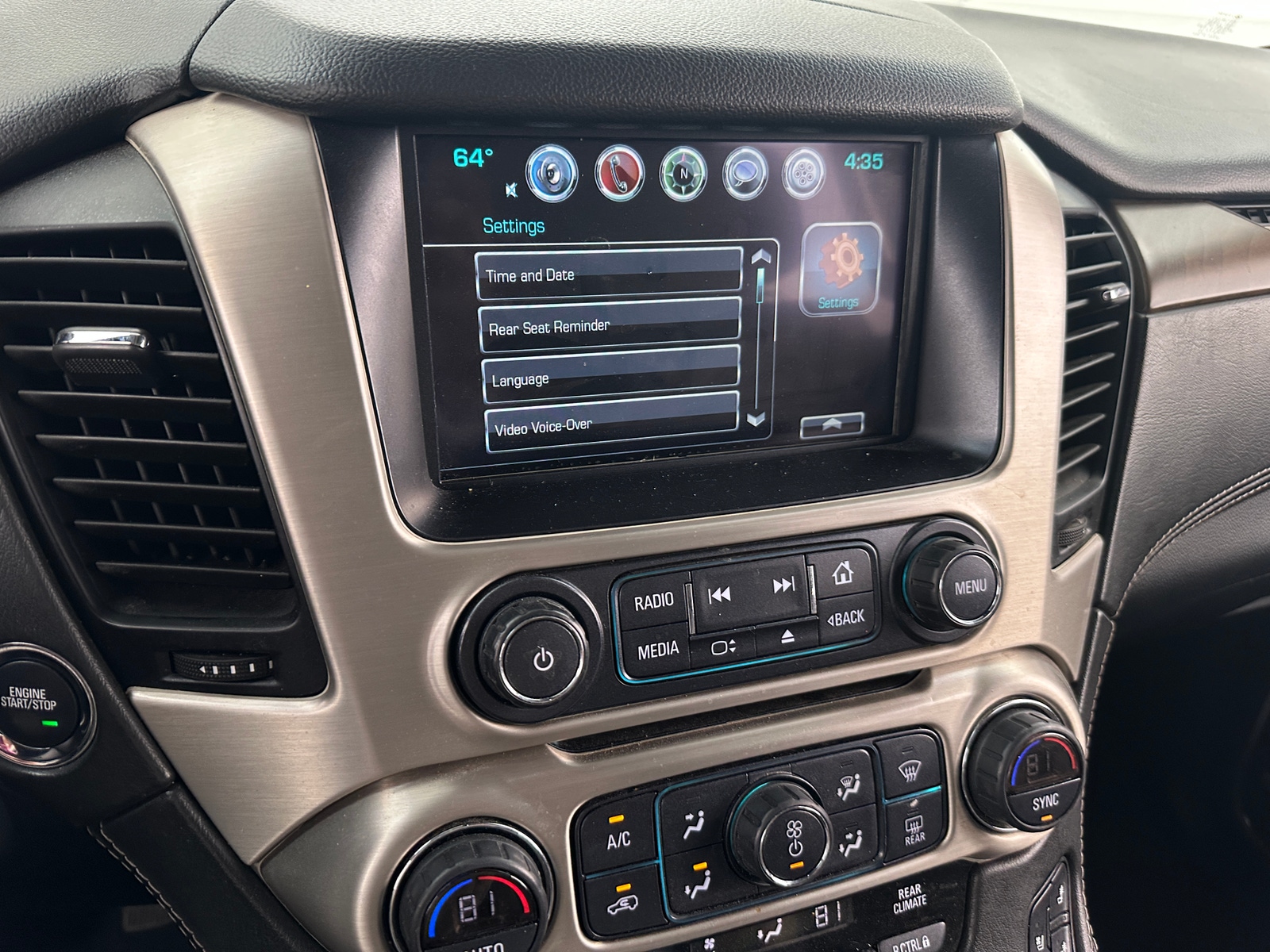 Thumbnail: 2020 GMC Yukon XL - 3