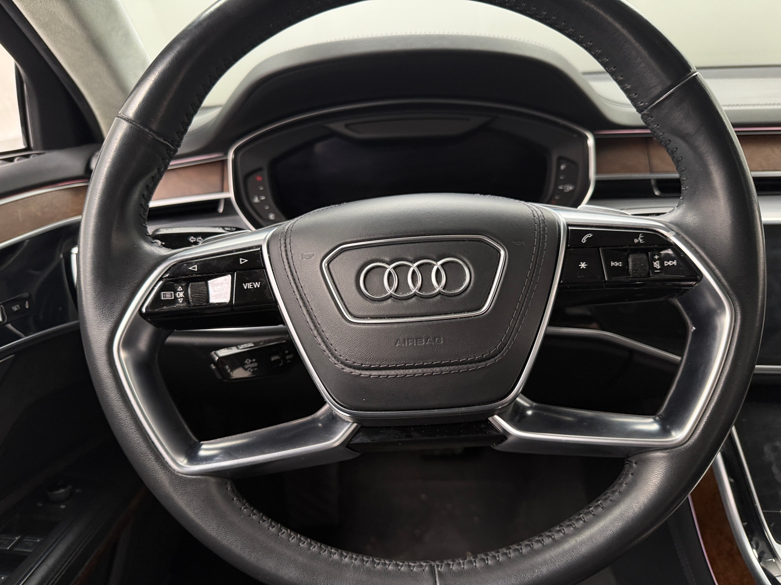 Thumbnail: 2019 Audi A8 - 4