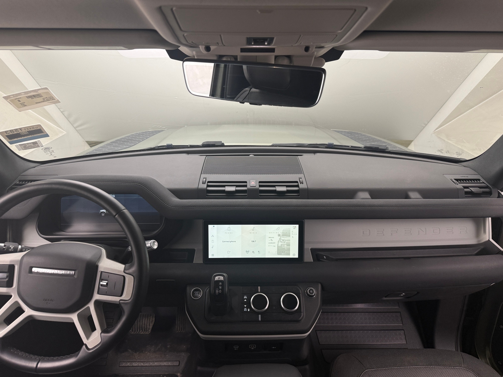 Thumbnail: 2021 Land Rover Defender - 2