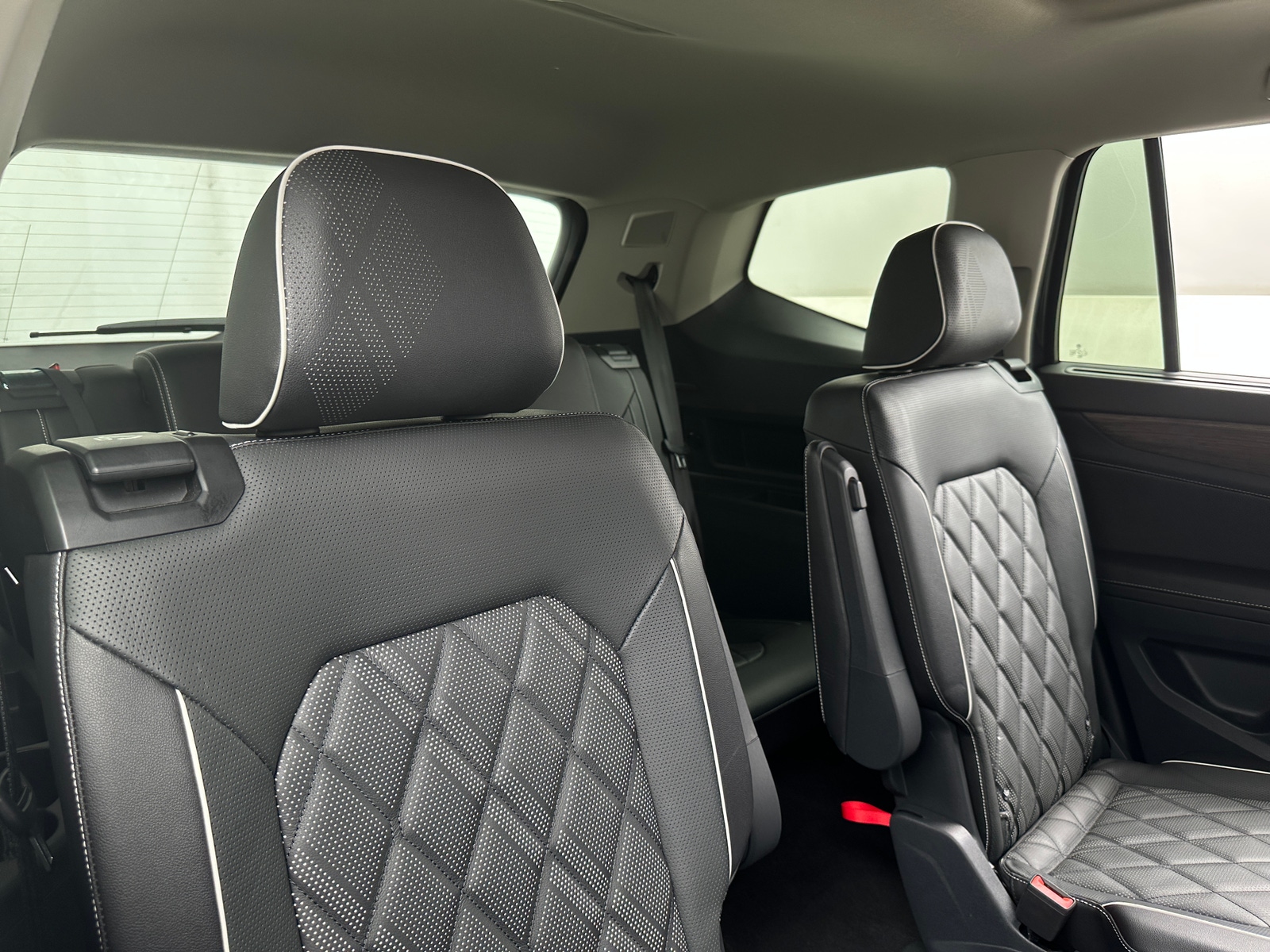 Thumbnail: 2025 Volkswagen Atlas - 5