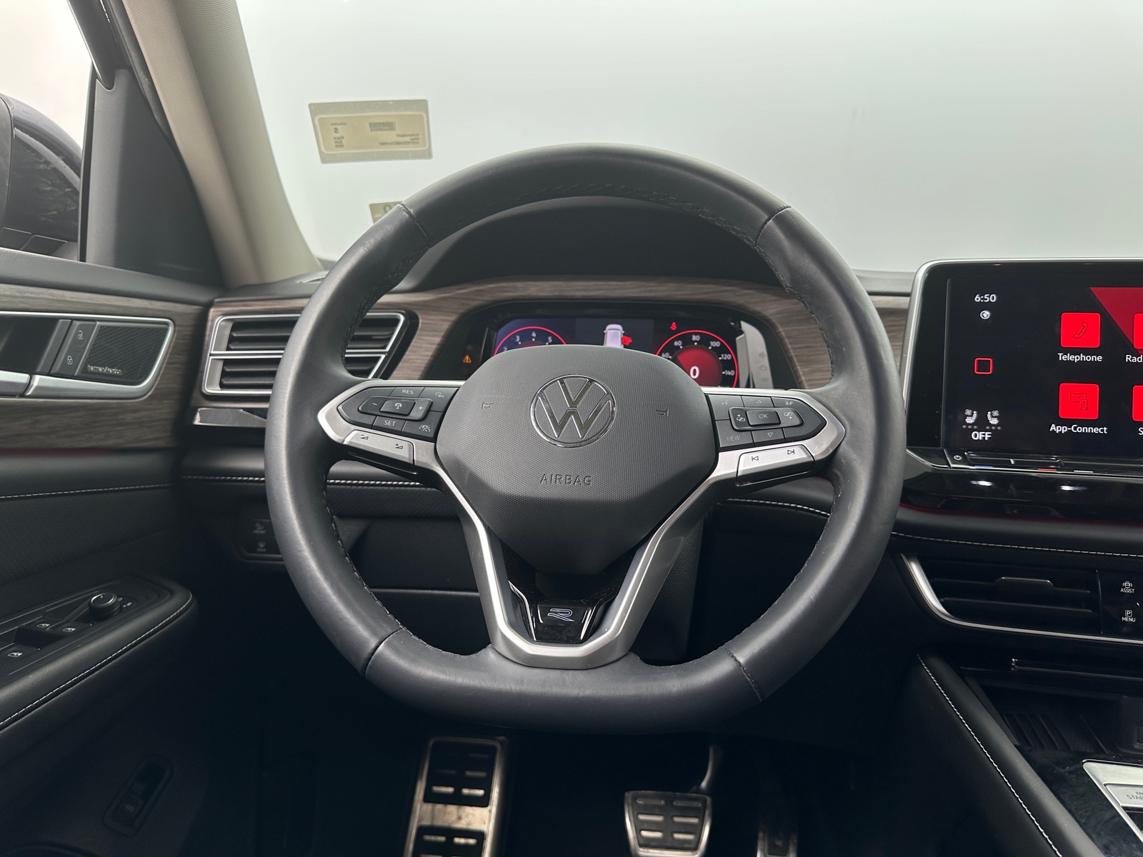 Thumbnail: 2025 Volkswagen Atlas - 4