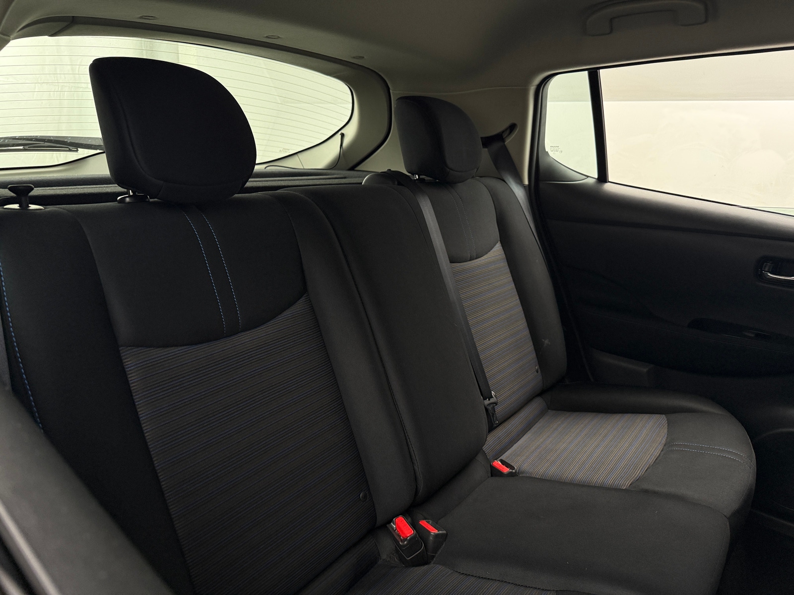 Thumbnail: 2018 Nissan Leaf - 6