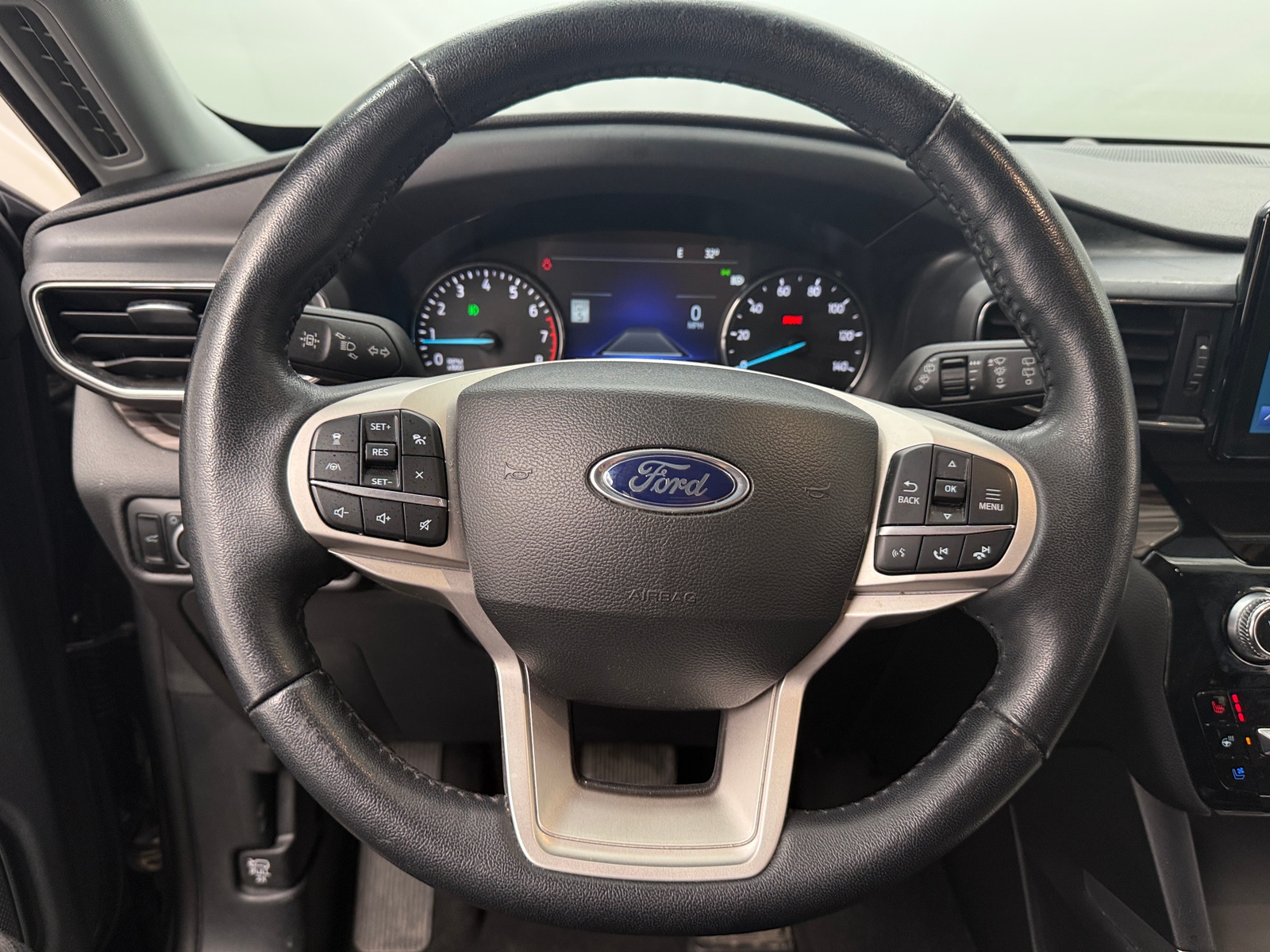 Thumbnail: 2023 Ford Explorer - 4