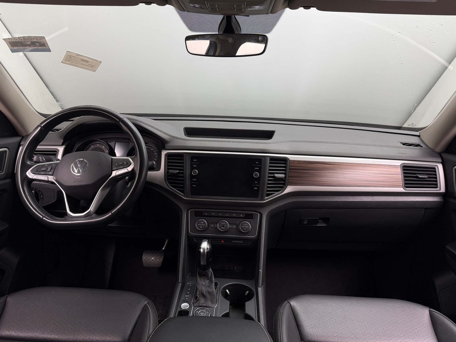 Thumbnail: 2021 Volkswagen Atlas - 2