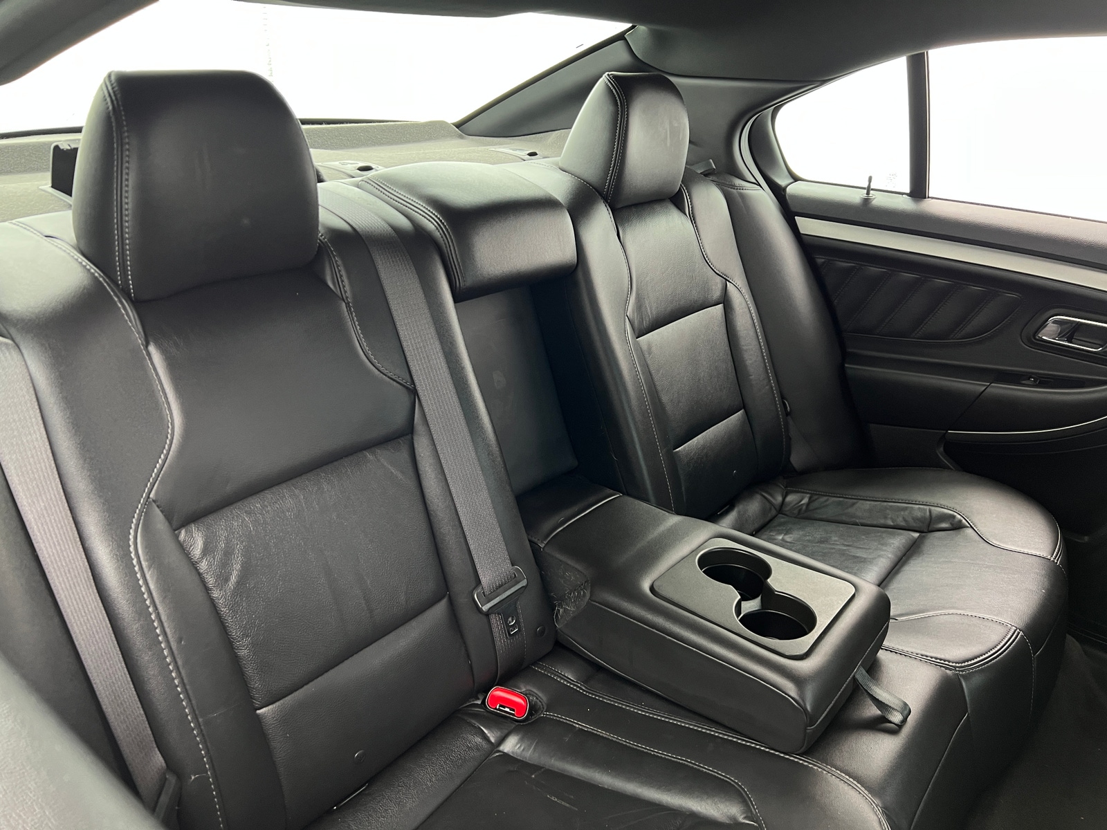 Thumbnail: 2016 Ford Taurus - 6