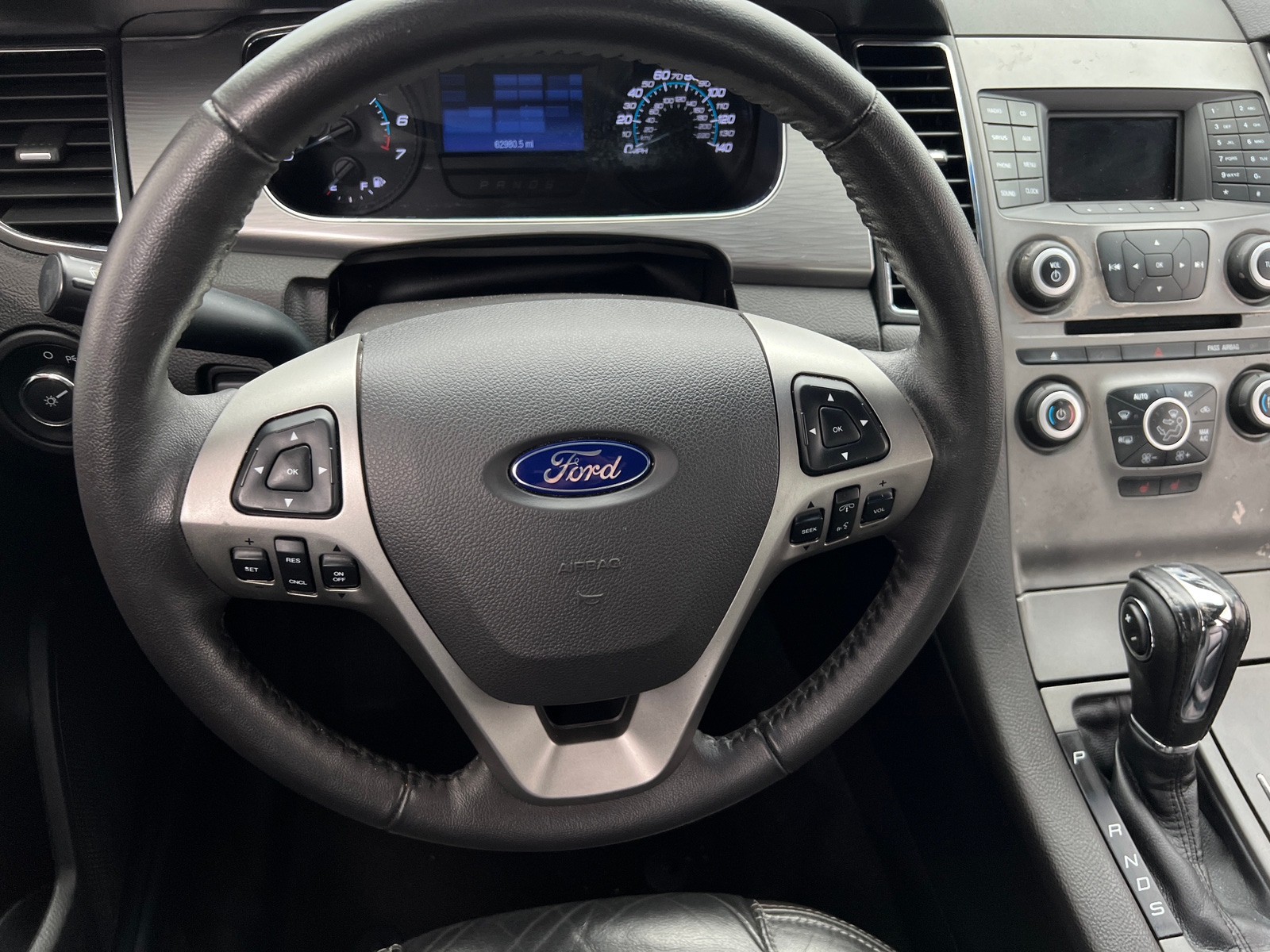 Thumbnail: 2016 Ford Taurus - 5