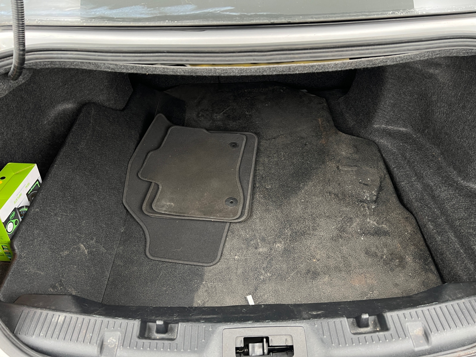 Thumbnail: 2016 Ford Taurus - 7