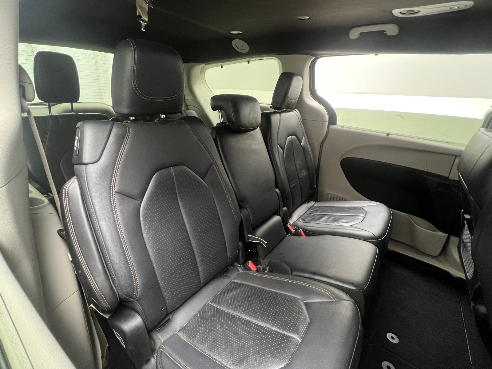 Thumbnail: 2018 Chrysler Pacifica - 5