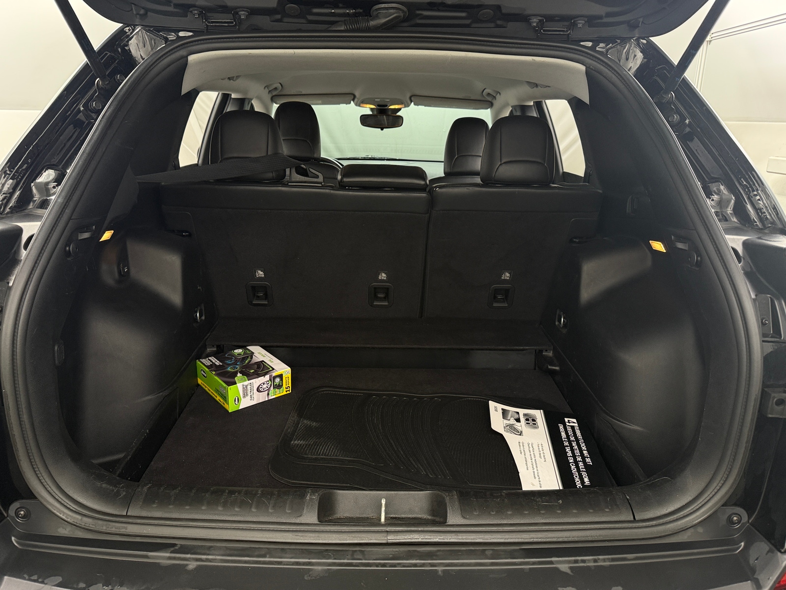 Thumbnail: 2021 Jeep Cherokee - 7