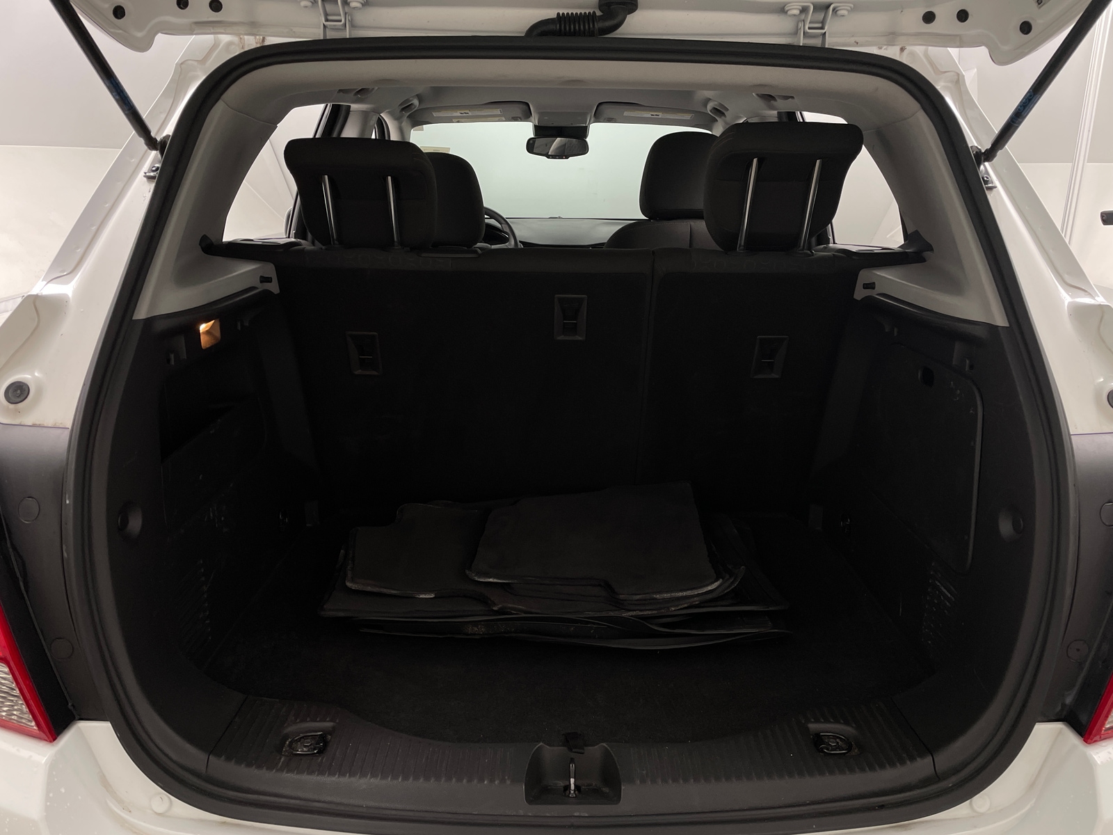 Thumbnail: 2018 Chevrolet Trax - 7