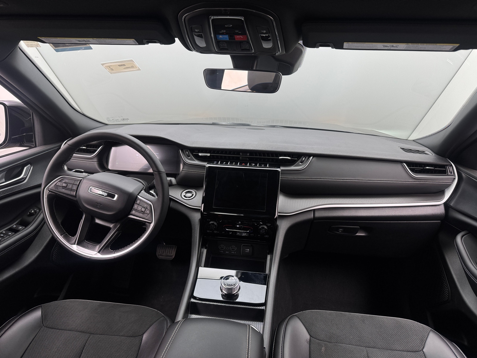 Thumbnail: 2025 Jeep Grand Cherokee L - 2