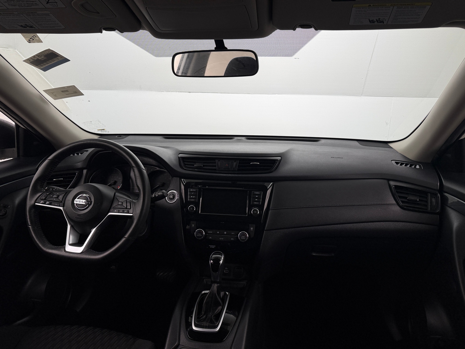 Thumbnail: 2018 Nissan Rogue - 3