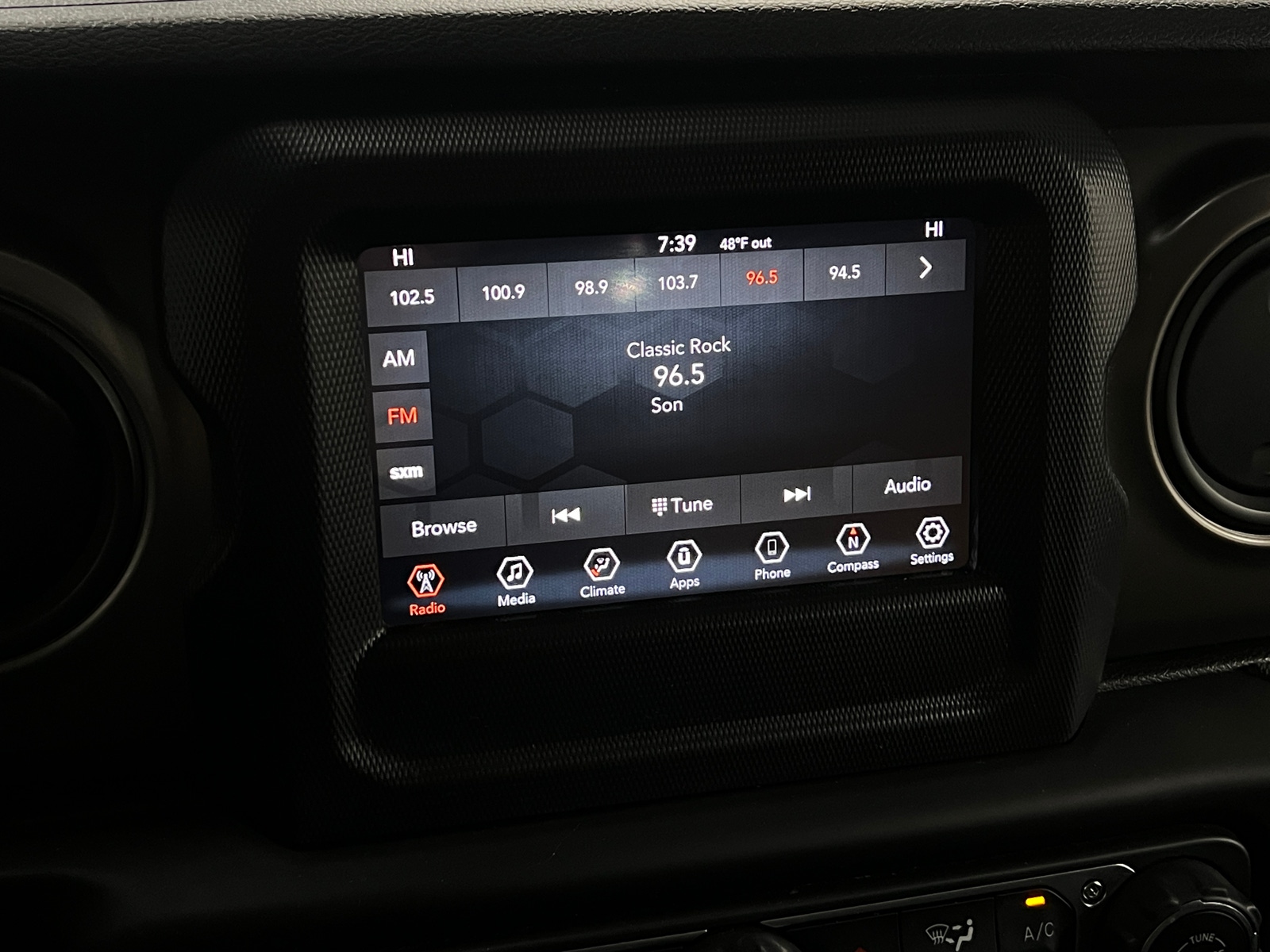 Thumbnail: 2018 Jeep Wrangler - 4