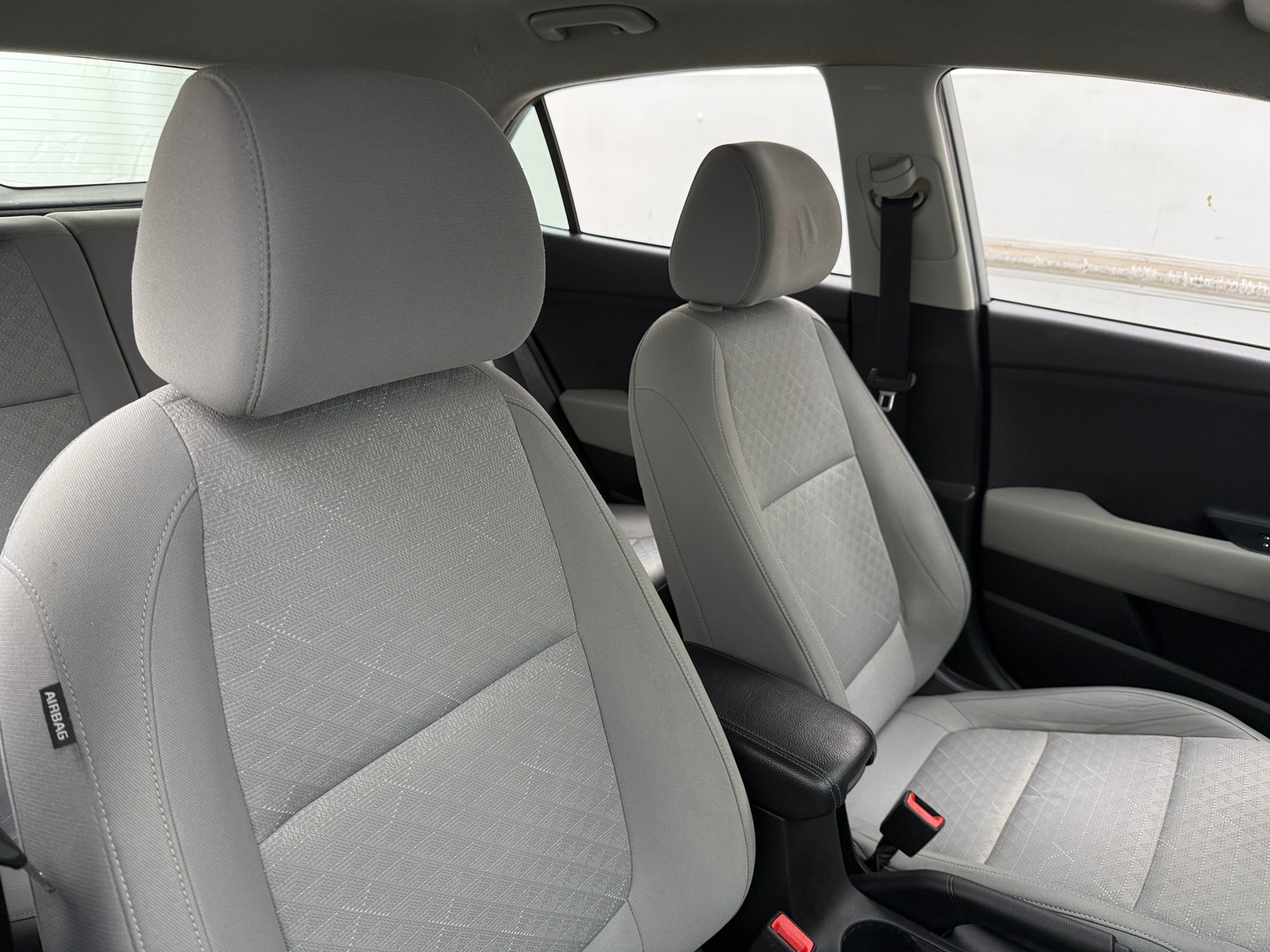 Thumbnail: 2021 Kia Rio - 2