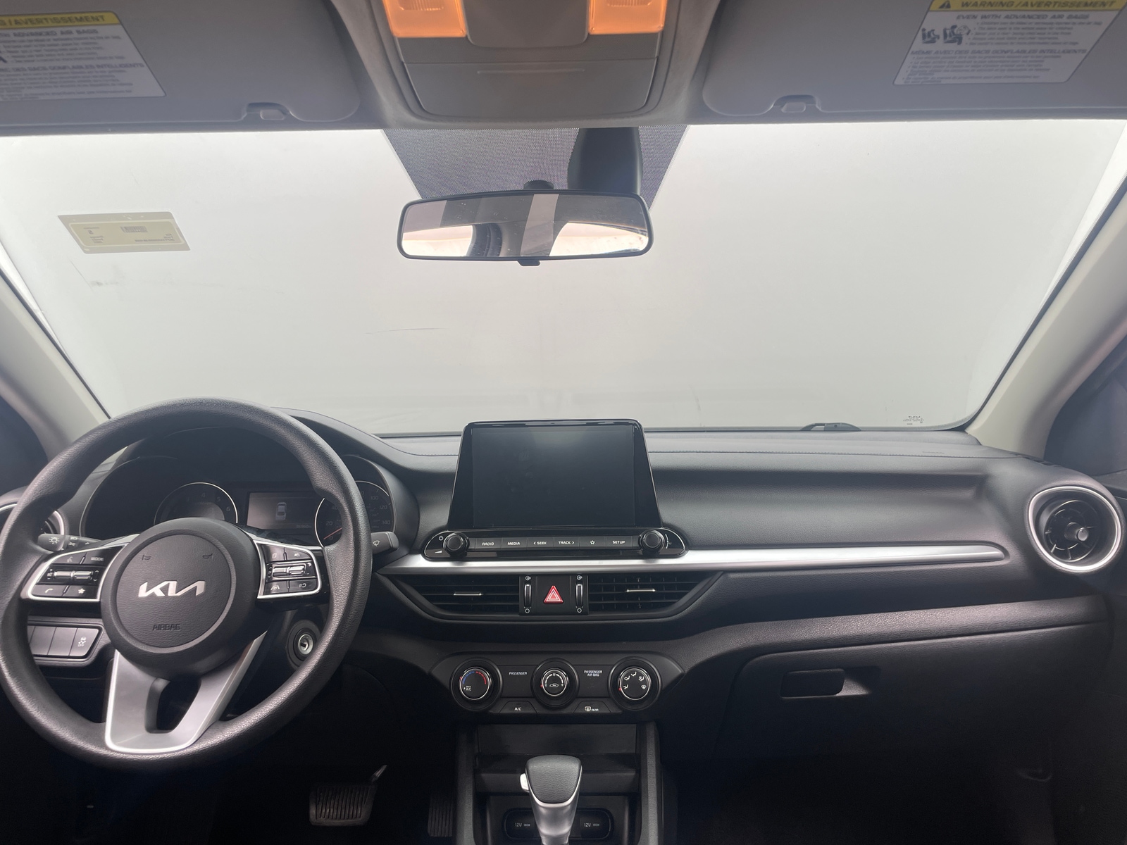 Thumbnail: 2022 Kia Forte - 3