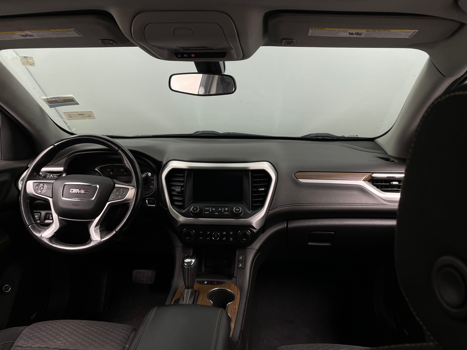 Thumbnail: 2019 GMC Acadia - 3