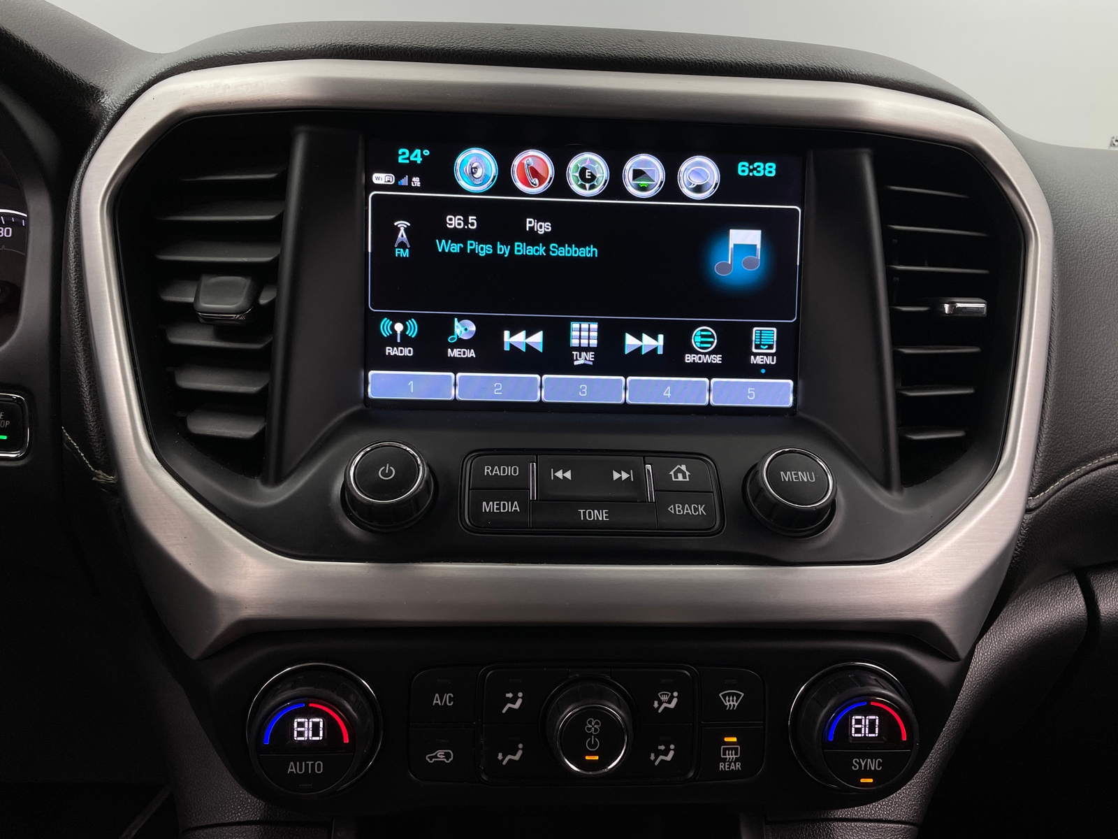 Thumbnail: 2019 GMC Acadia - 4