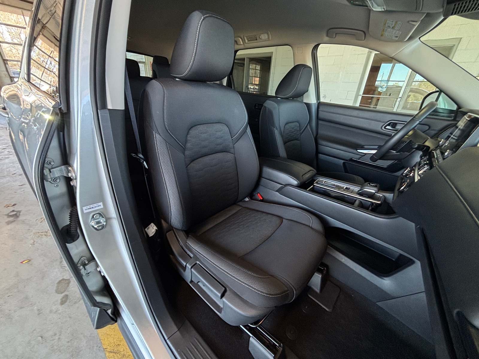 Thumbnail: 2025 Nissan Pathfinder - 2