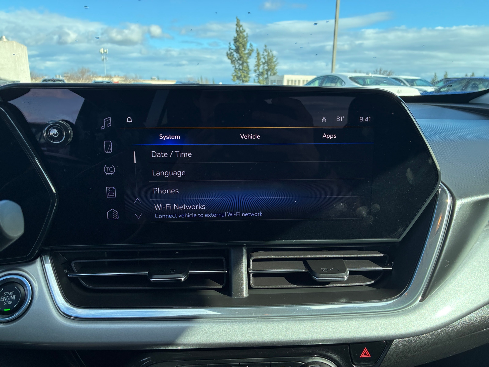 Thumbnail: 2025 Chevrolet Trax - 4