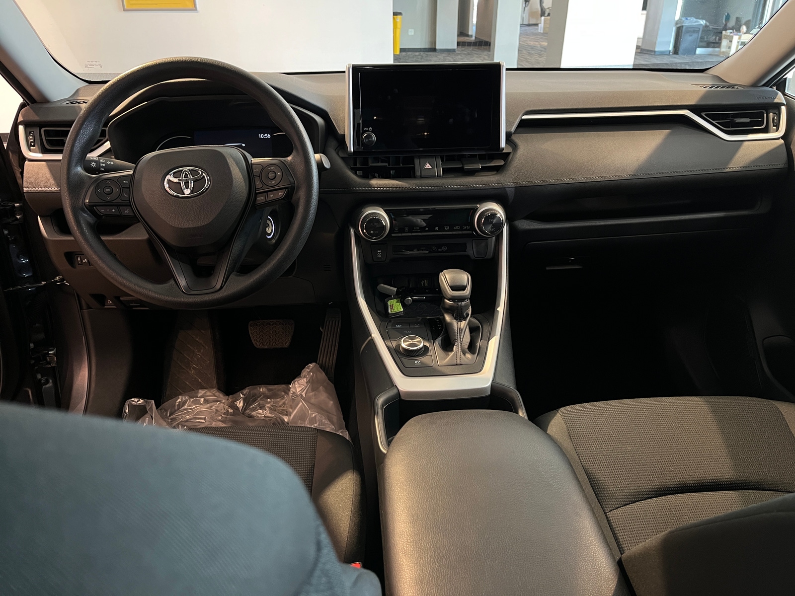 Thumbnail: 2025 Toyota RAV4 - 3