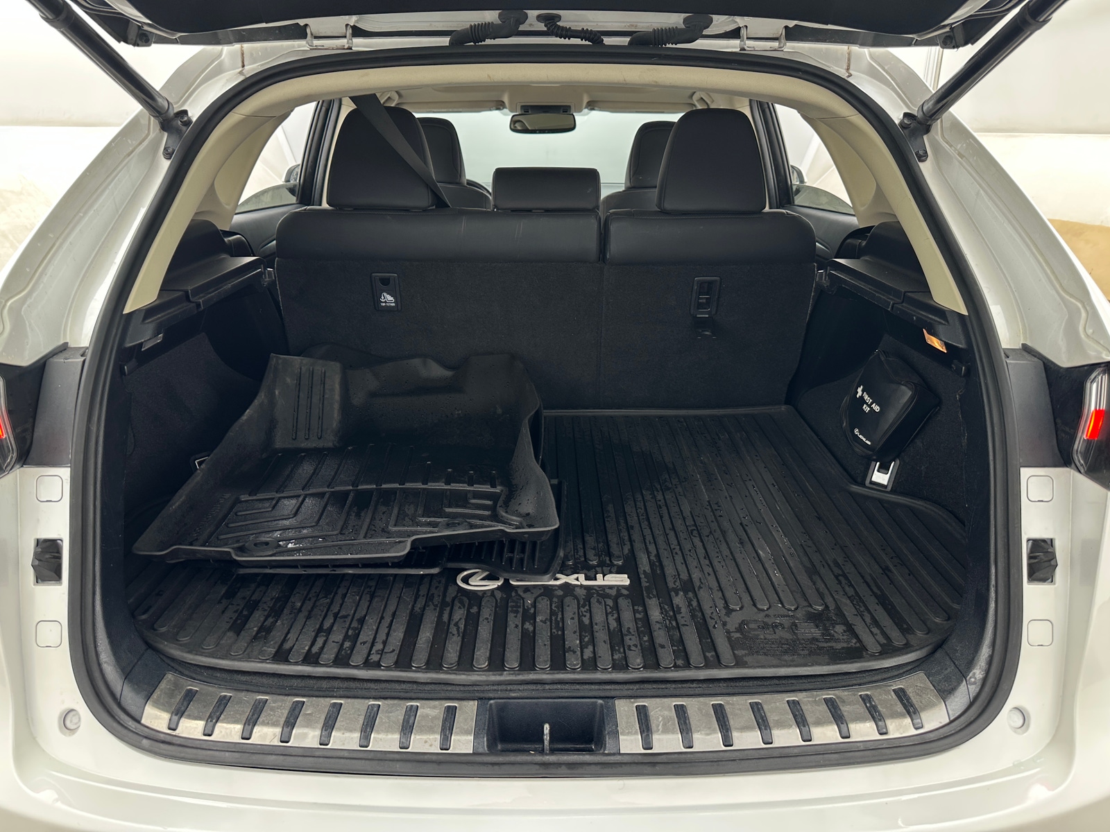 Thumbnail: 2015 Lexus NX - 6