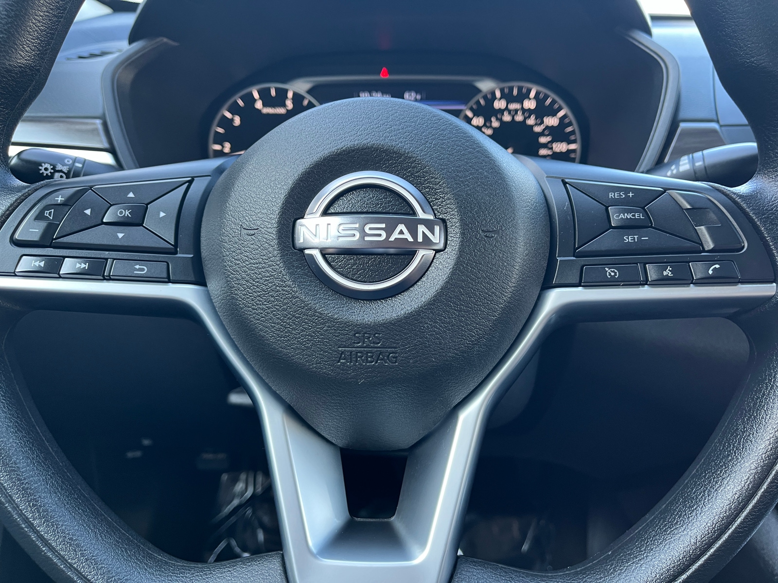 Thumbnail: 2025 Nissan Altima - 5