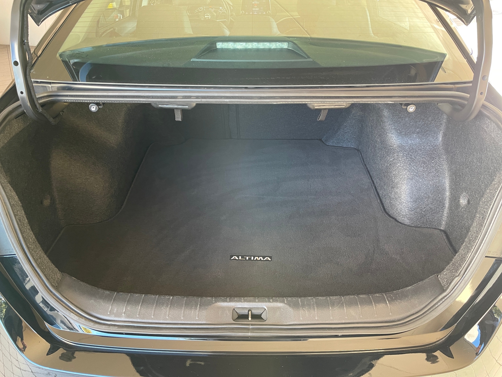 Thumbnail: 2025 Nissan Altima - 6