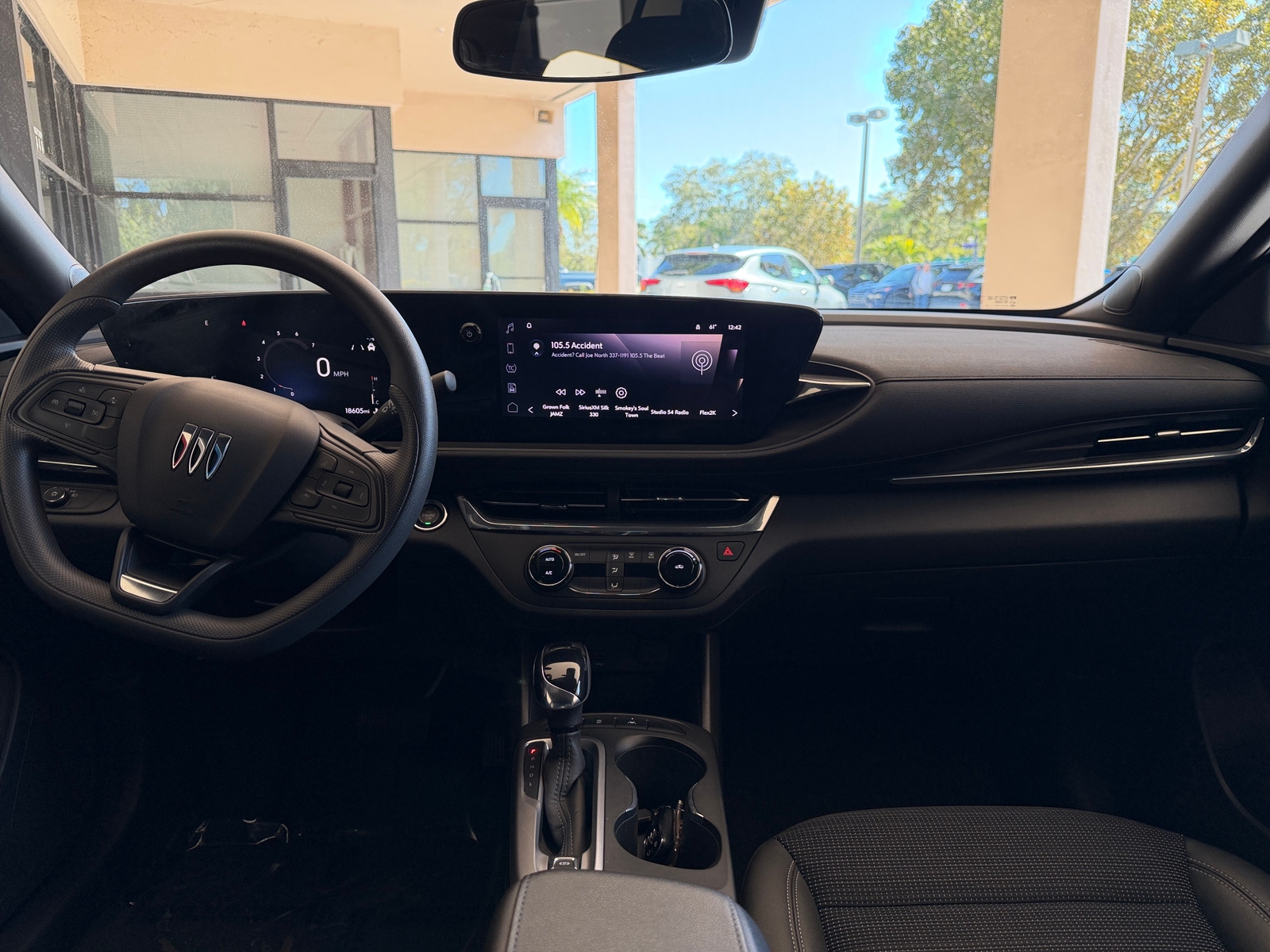 Thumbnail: 2025 Buick Envista - 3