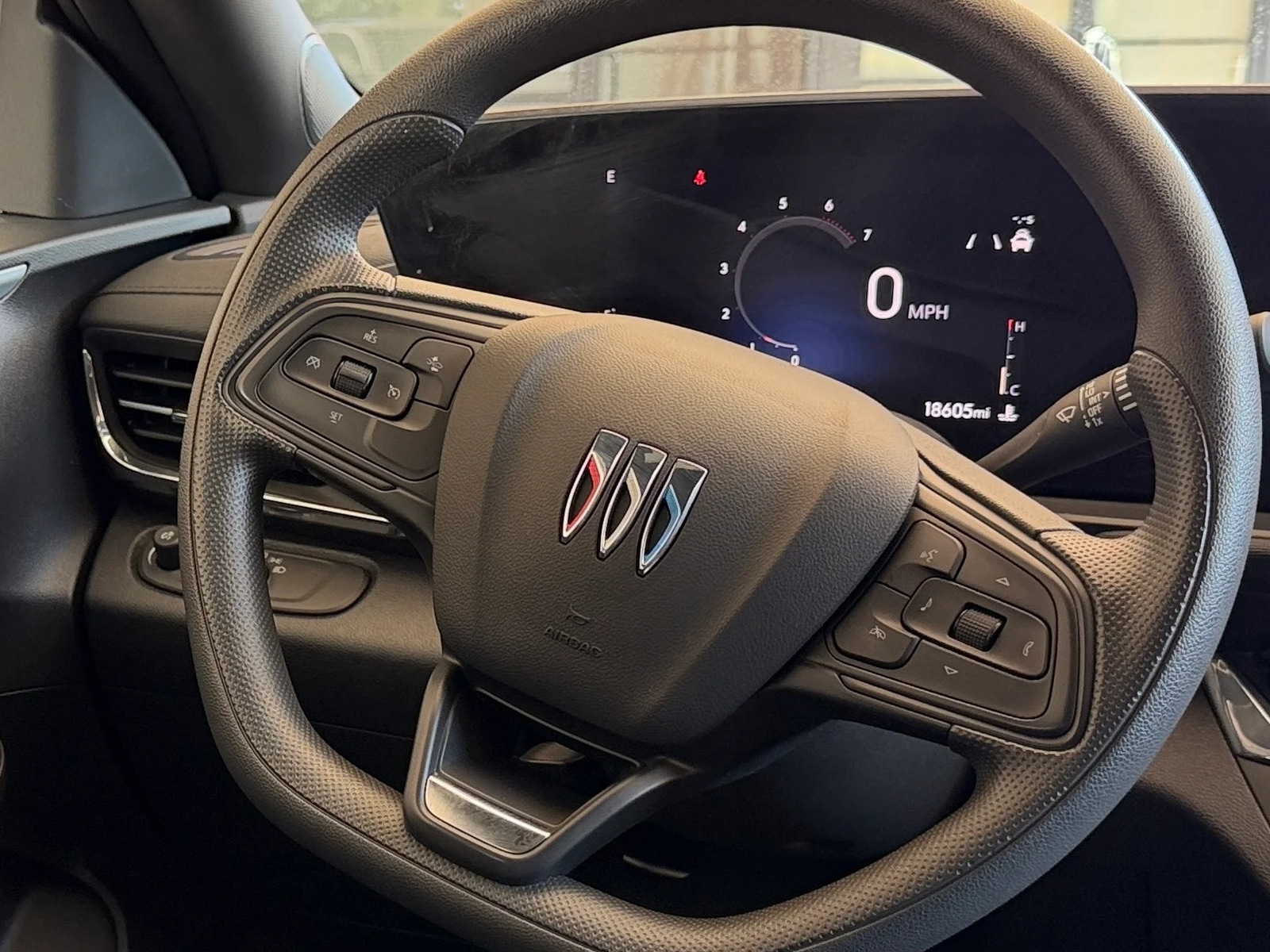 Thumbnail: 2025 Buick Envista - 4