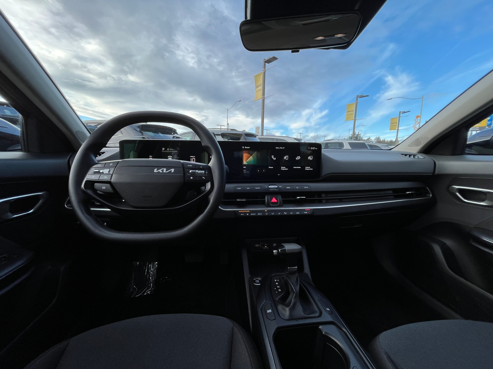 Thumbnail: 2025 Kia K4 - 3