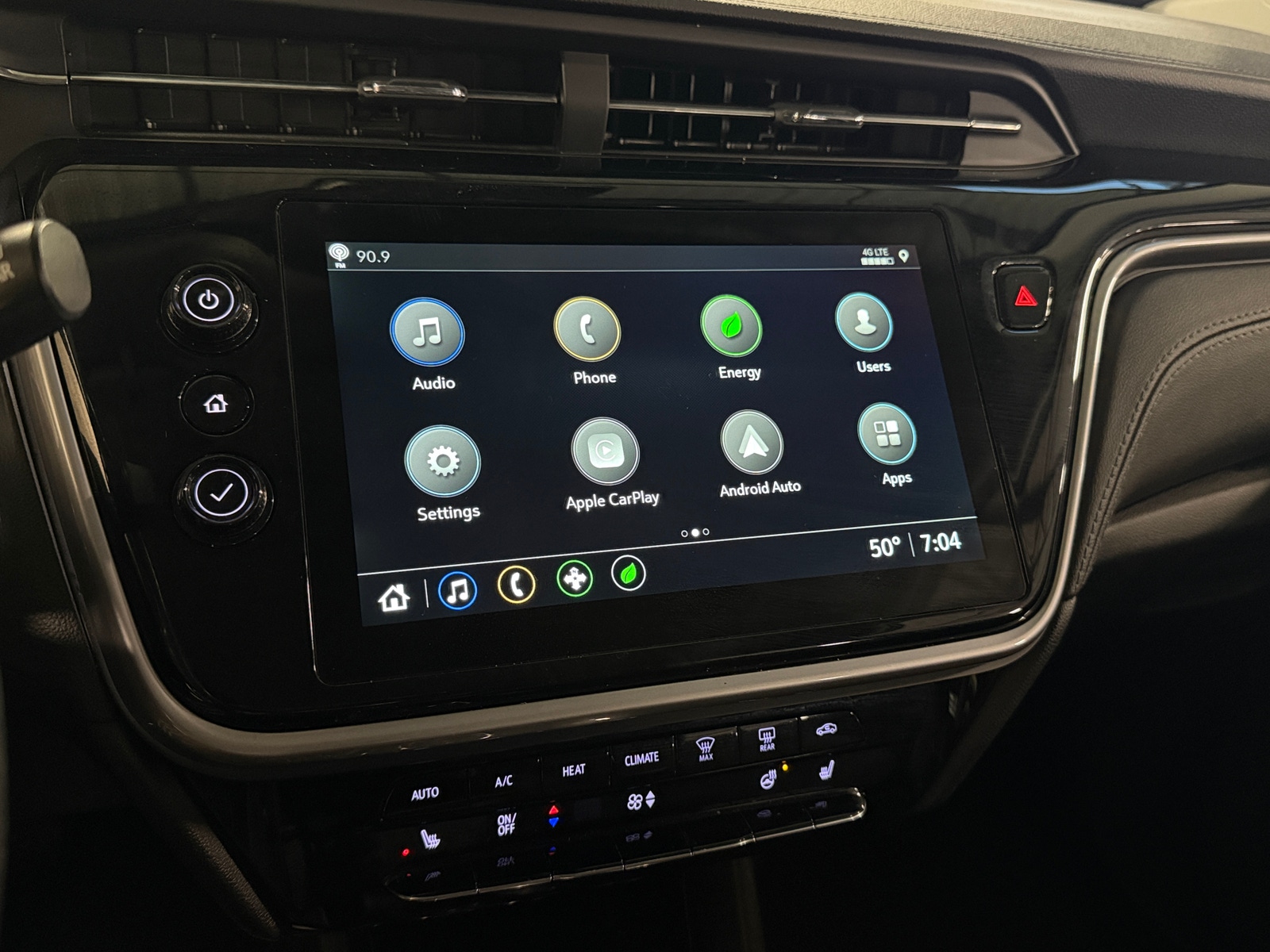 Thumbnail: 2023 Chevrolet Bolt EUV - 4