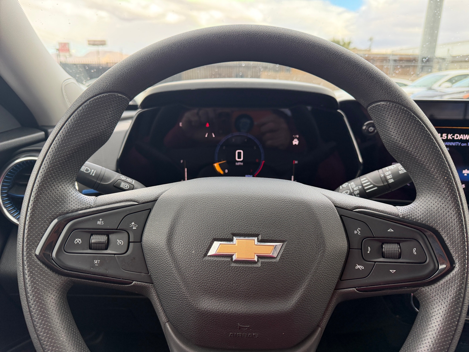 Thumbnail: 2025 Chevrolet Trax - 5