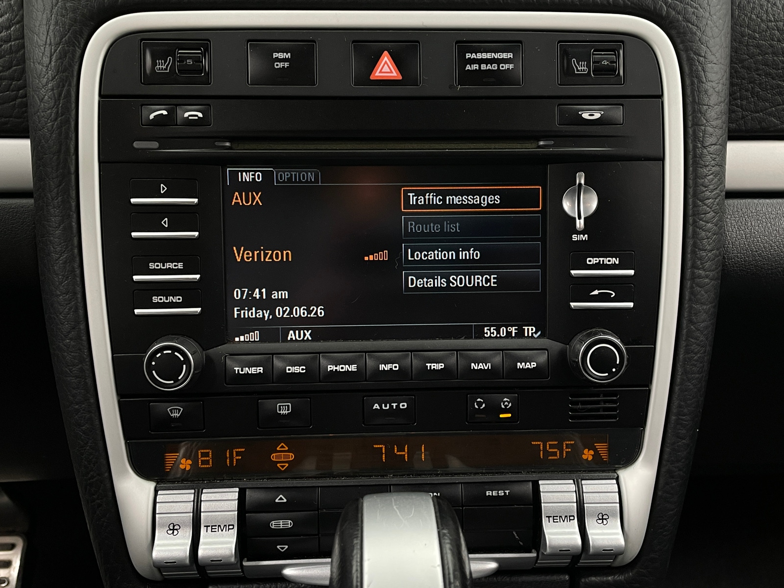 Thumbnail: 2010 Porsche Cayenne - 4