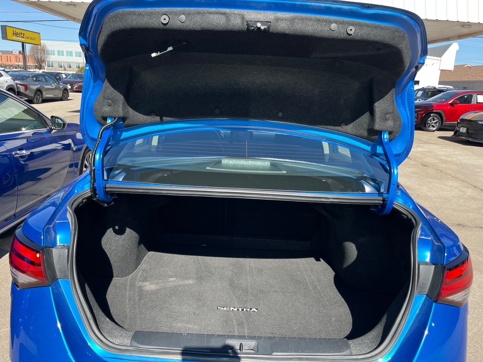 Thumbnail: 2025 Nissan Sentra - 6