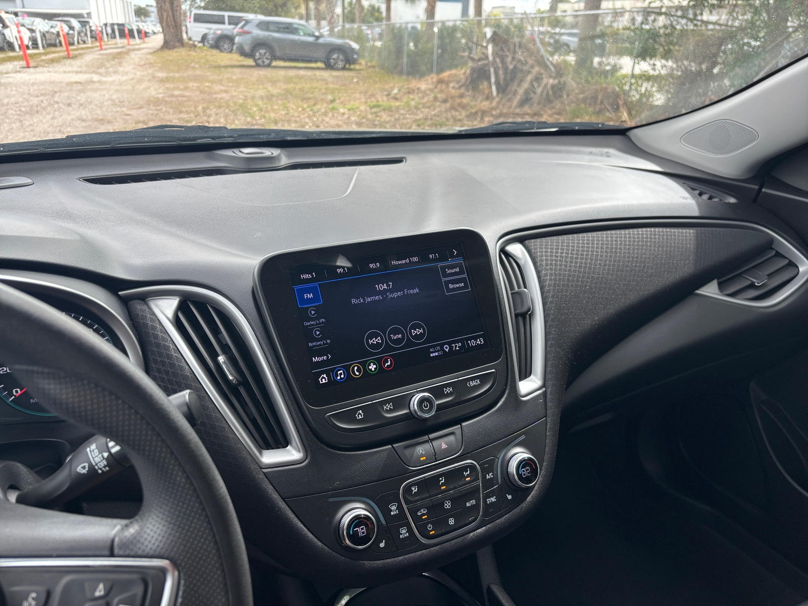 Thumbnail: 2024 Chevrolet Malibu - 4