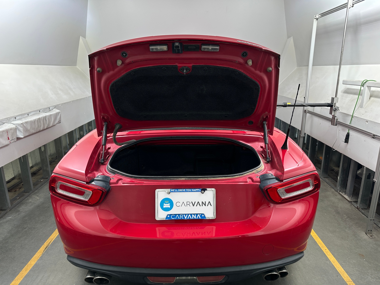 Thumbnail: 2018 Fiat 124 Spider - 6