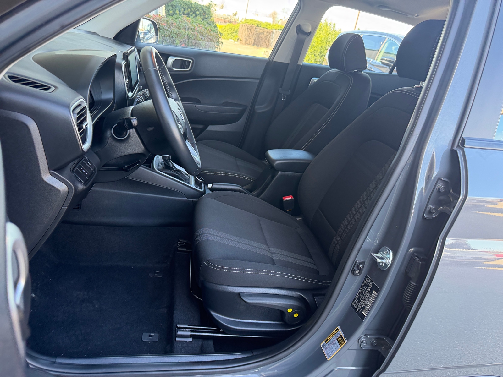 Thumbnail: 2025 Hyundai Venue - 2