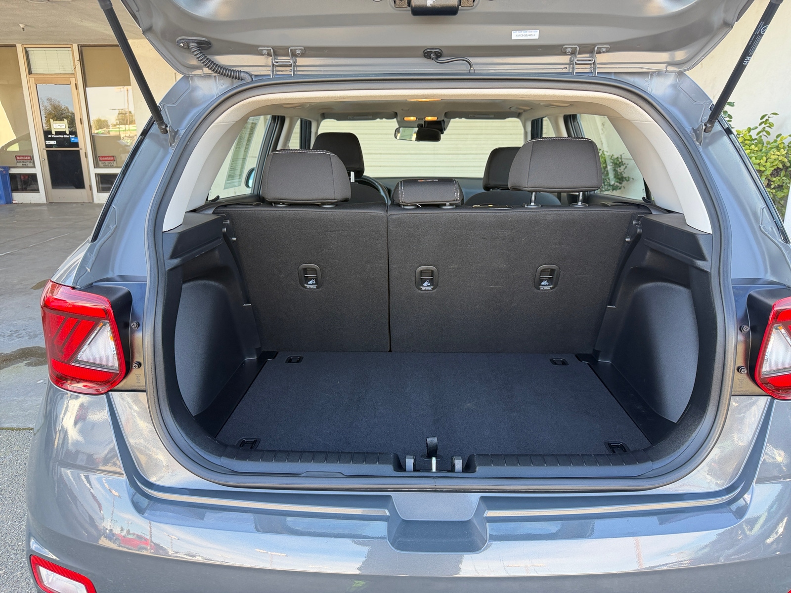 Thumbnail: 2025 Hyundai Venue - 6