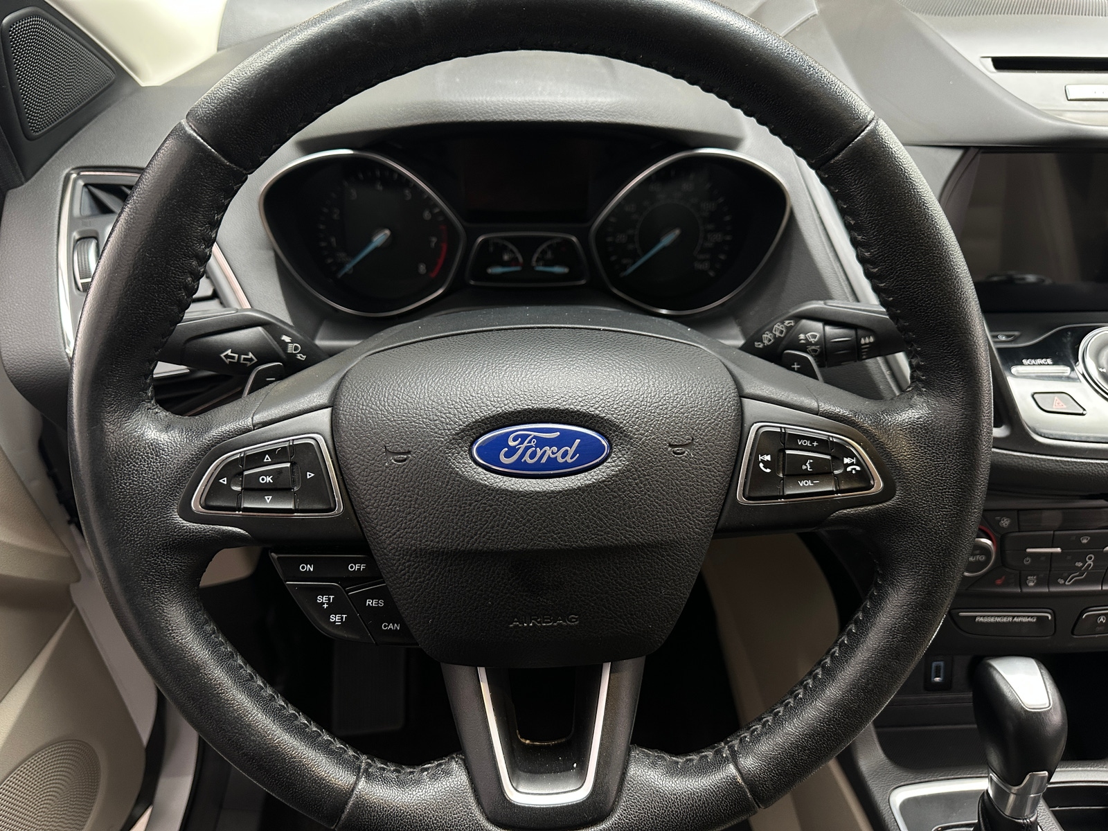 Thumbnail: 2017 Ford Escape - 4